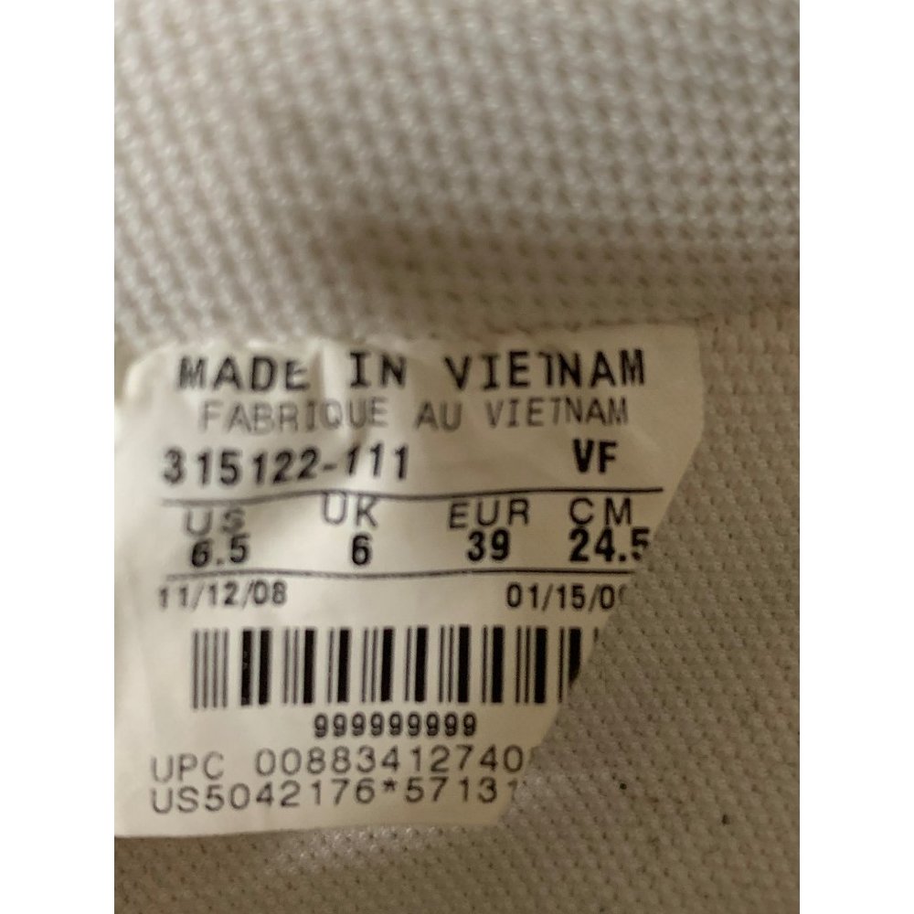 Size 6.5 Nike Air Force 1 Low ‘07 Triple White 315122–111 - Picture 9 of 9